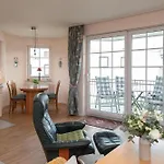 Apartment Commodore 53 *