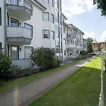 Commodore 53 Apartment