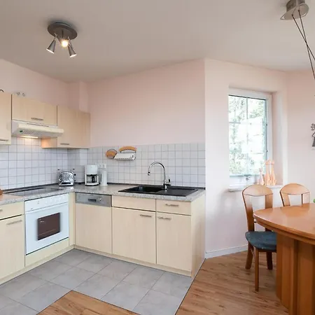 شقة Commodore 53 *